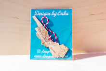 Load image into Gallery viewer, Dundas Ornament