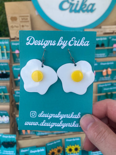 Egg Dangles