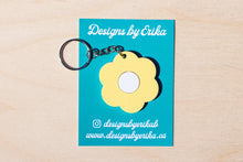Load image into Gallery viewer, Pastel Daisy Keychain