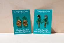 Load image into Gallery viewer, Shiny Pineapple Earrings