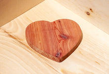 Load image into Gallery viewer, Medium Wooden Heart Dish