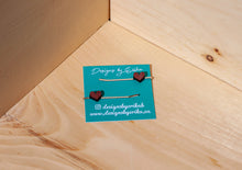 Load image into Gallery viewer, Set of 2 Heart Bobby Pins